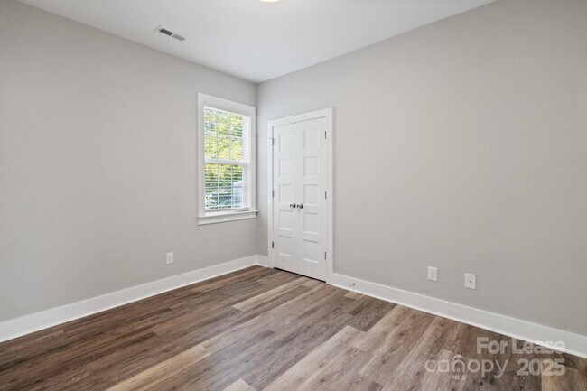 Building Photo - 6231 Rockwell Blvd