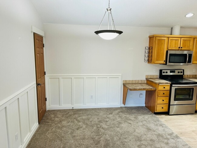 Building Photo - Charming Condo in Terrific Salmon Creek Location