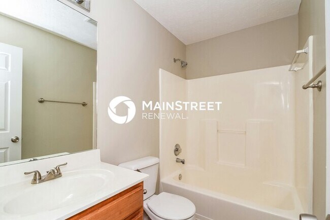 Building Photo - 3 Bedroom Pet-Friendly Home in Mount Washi...