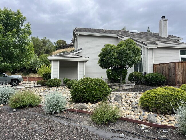 Building Photo - 3 Bed/2.5 Bath Home for Rent Antioch, CA