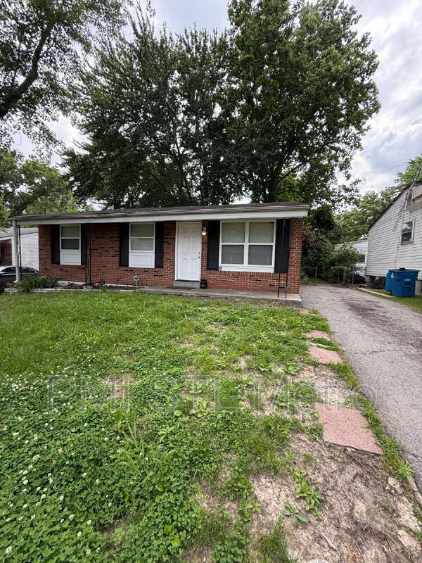 Building Photo - 10435 Castle Dr