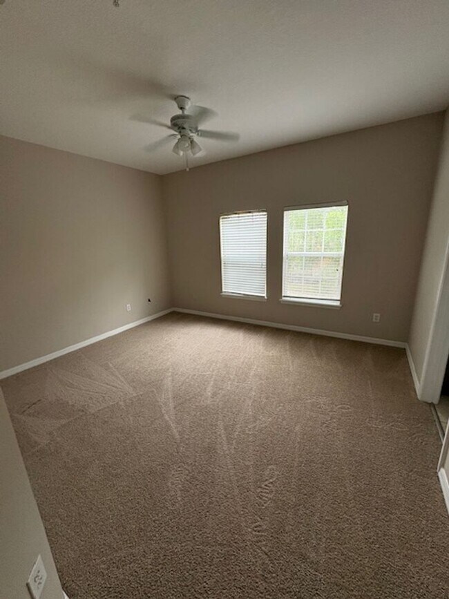 Building Photo - **Beautiful 3/2.5 Townhome in Lake Nona**