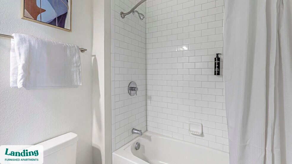 Building Photo - 20915 Wilderness Oak