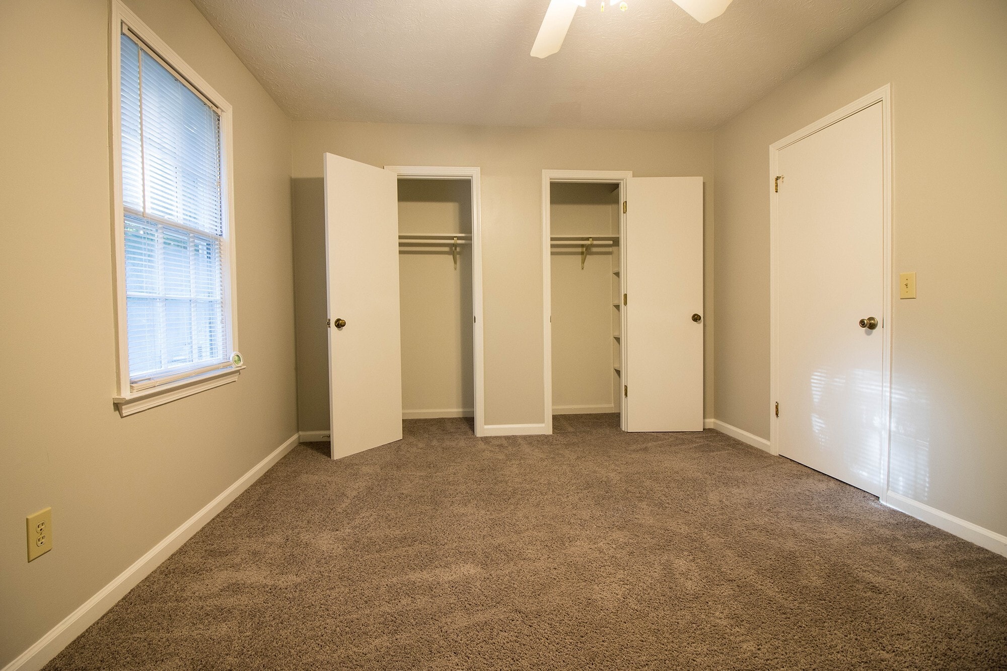 Building Photo - 617 Palm St