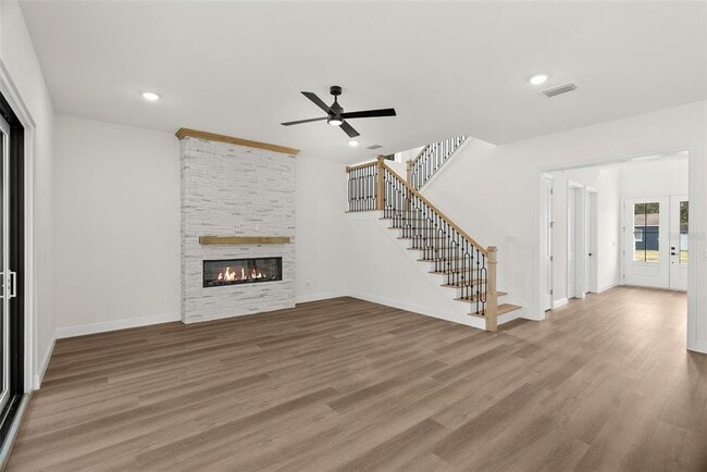 Building Photo - 4009 W Euclid Ave