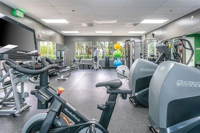 Building Photo - 100 Jefferson Ave