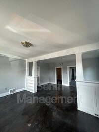 Building Photo - 6628 W Lafayette Blvd