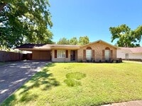 Building Photo - 5673 Longacre Ave