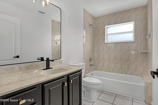 Building Photo - 4165 Eola Ave