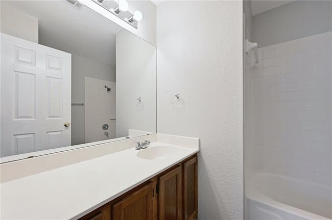 Building Photo - 1311 Tetbury Ln