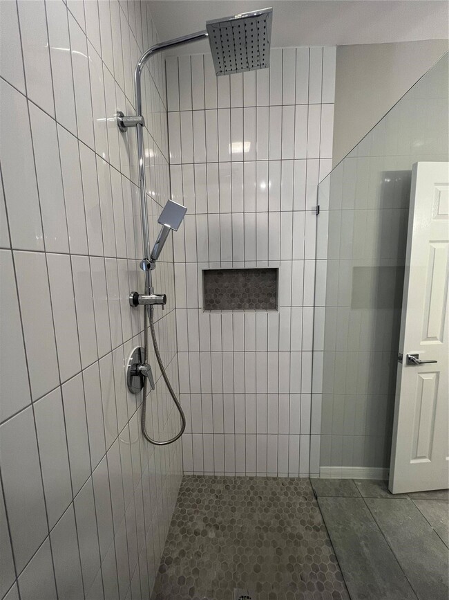 Building Photo - 1516 Park St