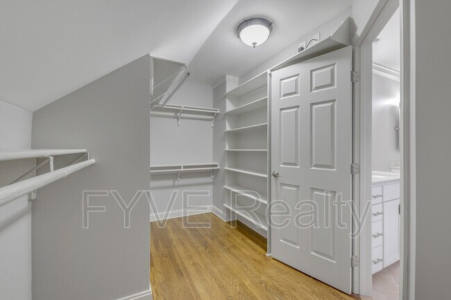 Building Photo - 1801A Shackleford Rd
