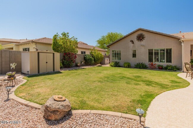 Building Photo - 2222 W Morse Ct