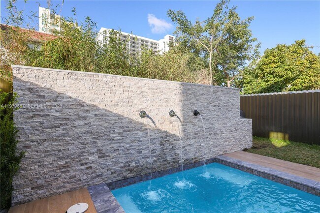 Building Photo - 3187 SW 23rd St