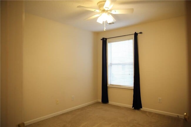 Building Photo - 5454 Medlock Corners Dr