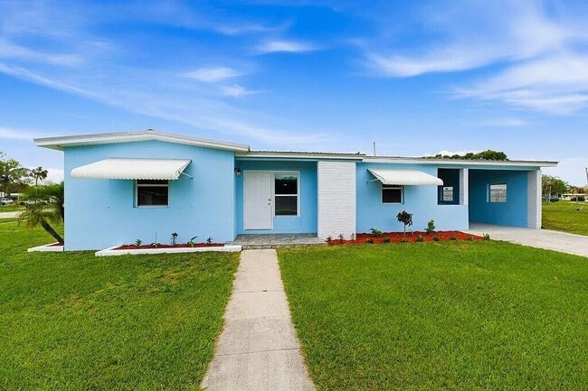 Building Photo - 102 SE El Sito Ct