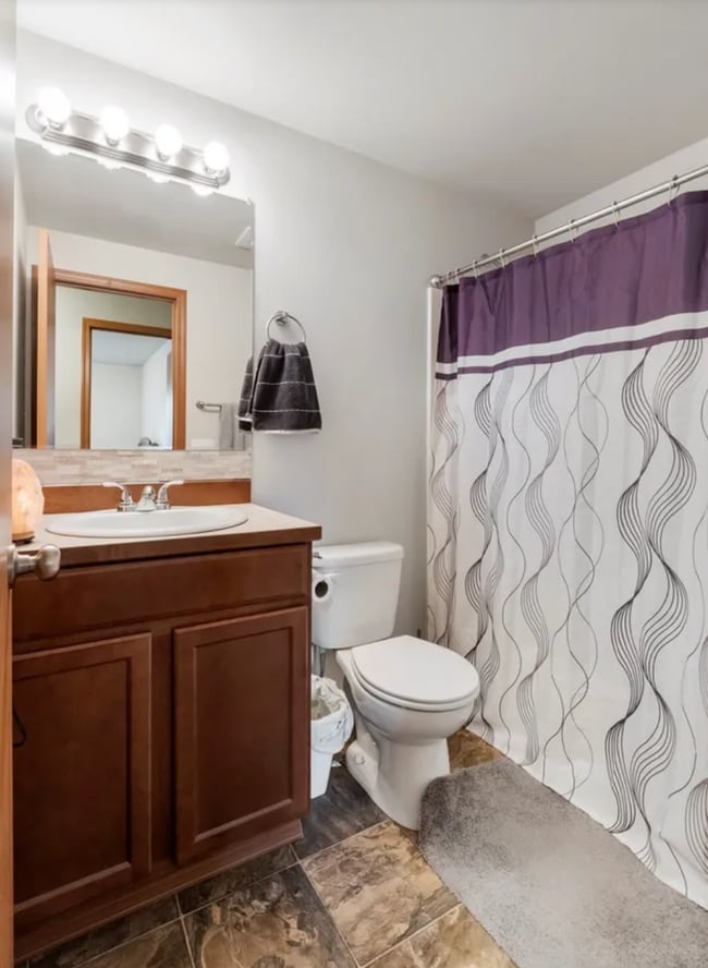 Building Photo - 16522 Mimosa Ct SE