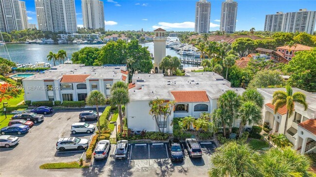 Building Photo - 3552 Magellan Cir