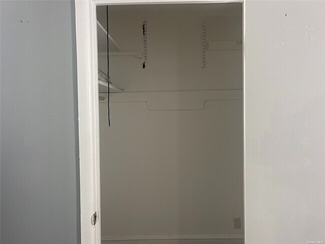 Building Photo - 200 Claridge Ave