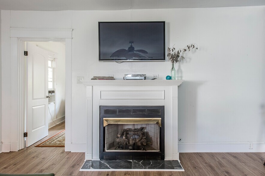 Living Room with Gas Fireplace - 208 22nd St