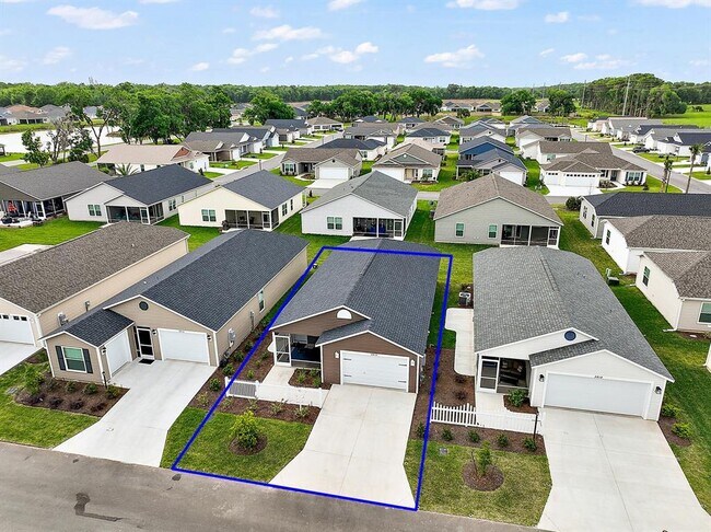 Building Photo - 3814 Zentko St
