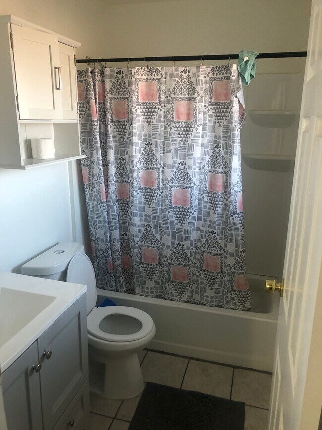 Building Photo - 20958 Nisqually Rd