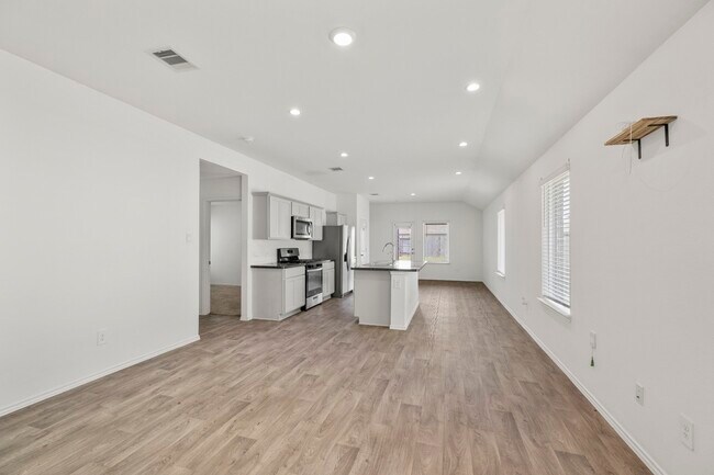 Building Photo - 5451 Tuscany Hills Ln