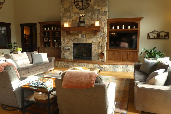 Building Photo - 22035 S Wisteria Rd