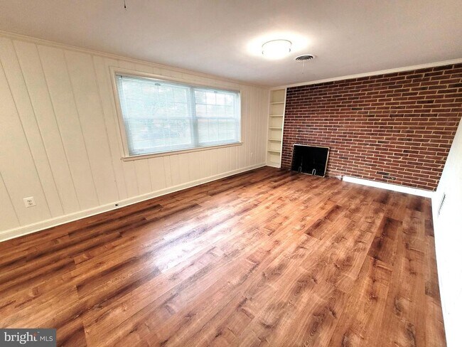 Building Photo - 3211 Korte Ct