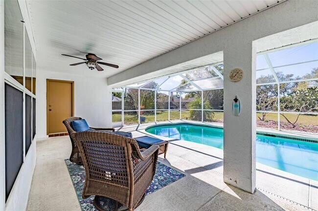 Building Photo - 1510 Oracle Dr