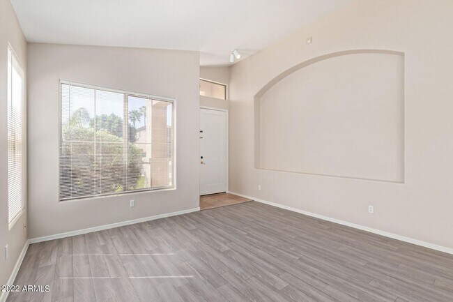 Building Photo - Beautiful home in Chandler!