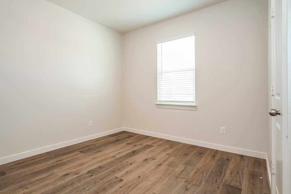 Building Photo - 1532 Harvester Dr