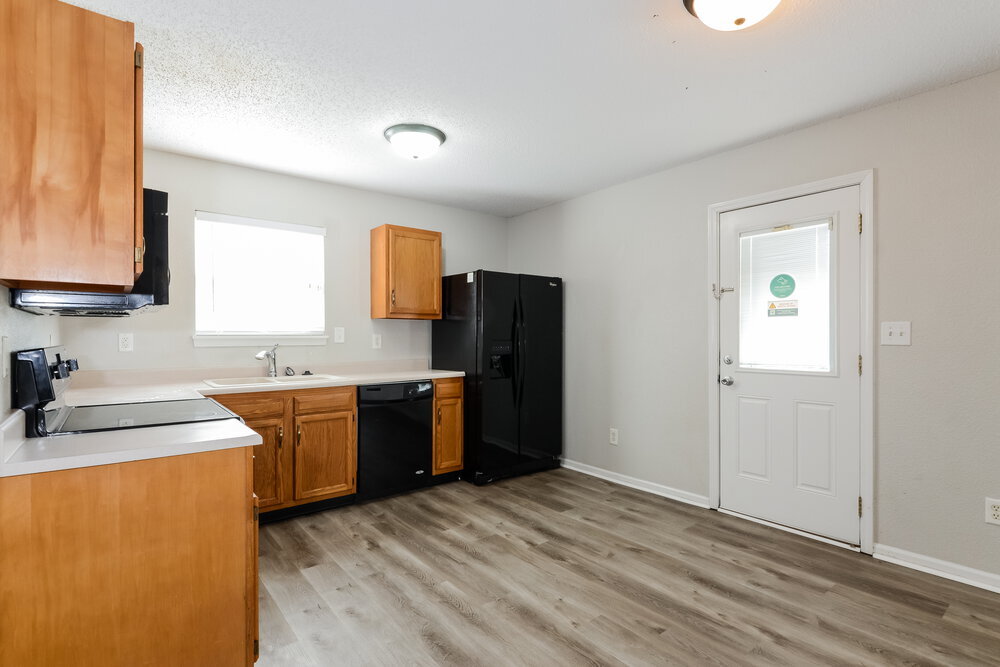 Building Photo - 7148 Kimble Dr
