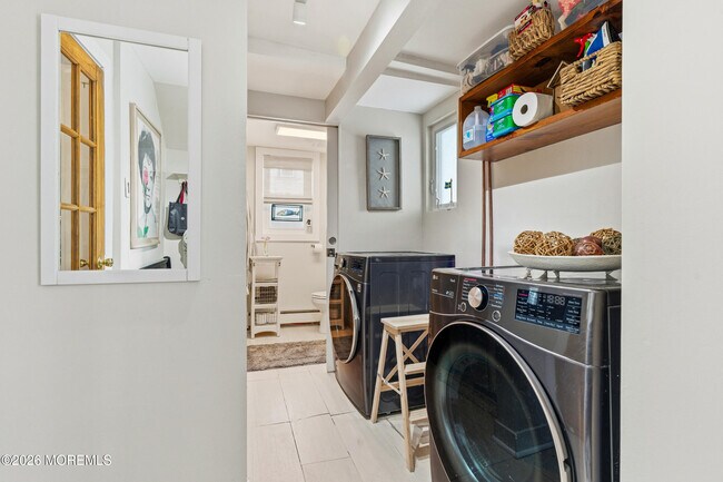 Building Photo - 74 Mt Hermon Way