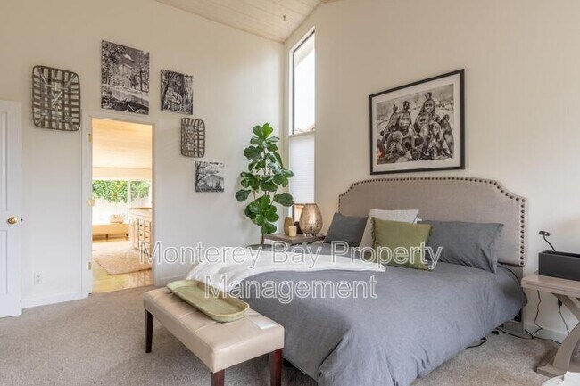 Building Photo - 18 Deer Stalker Path