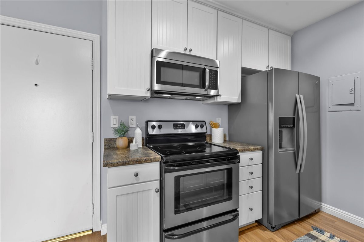 Building Photo - 7765 W 91st St