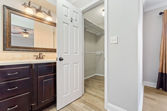 Building Photo - 3222 S.54th Street-