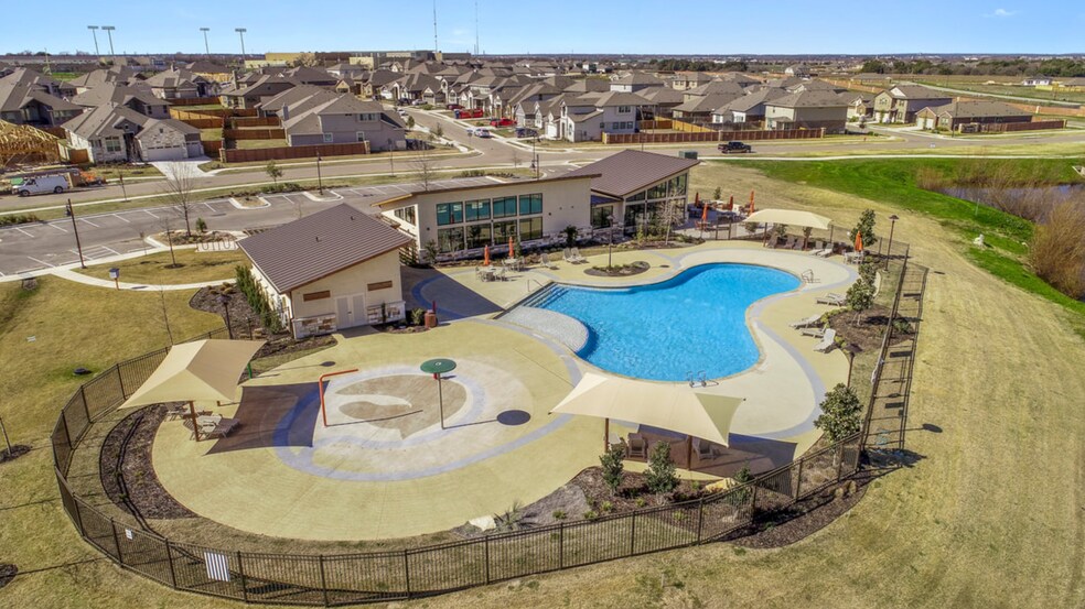 Community Resort Style Pool & Splash Pad - 1108 Whipple Tree Trl