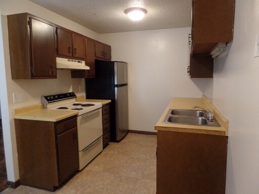 Building Photo - 706 E Inskip Dr