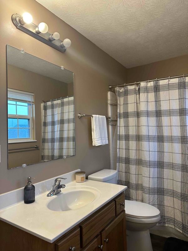 Building Photo - 212 Greenleaf Dr