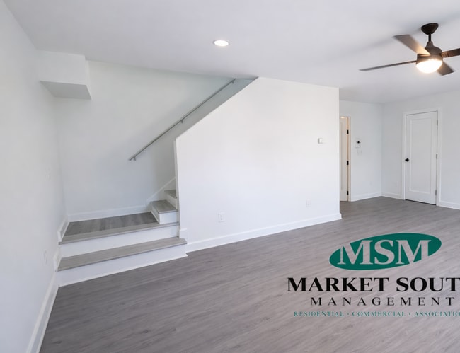 Building Photo - 37 W 201