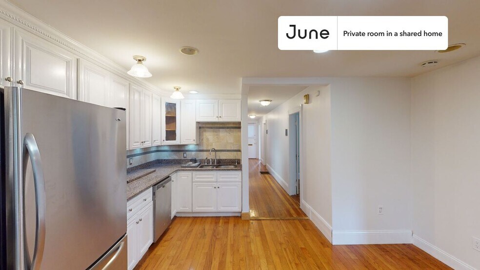 Building Photo - Room in Shared 4 bed/1 bath home