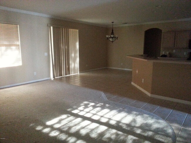 Building Photo - 1831 Barrington Cir