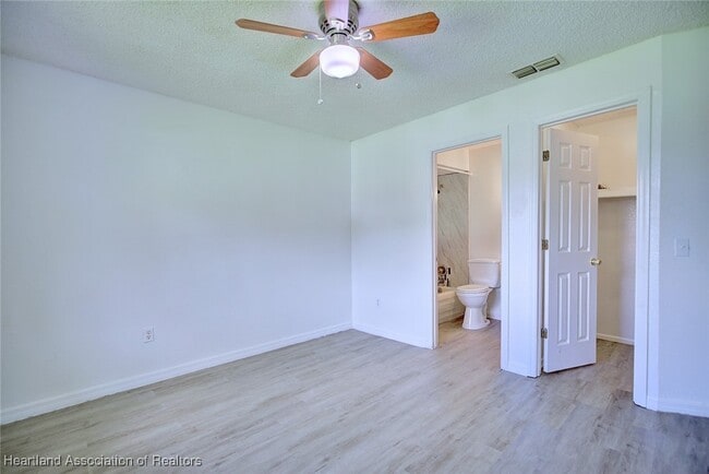 Building Photo - 640 Placid Lakes Blvd