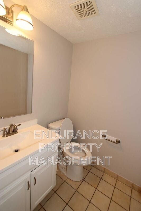 Building Photo - 3427 Sunbury Ln