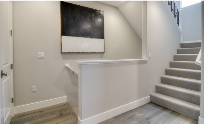 Building Photo - 288 Sunflower Ln