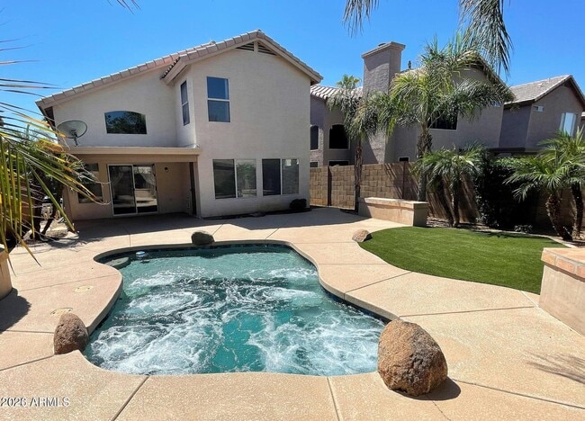 Building Photo - 4034 E Anderson Dr