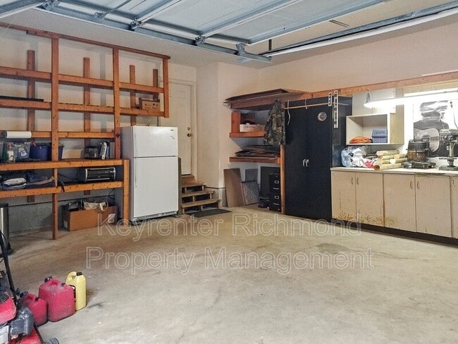 Building Photo - 7704 Middlefield Mews