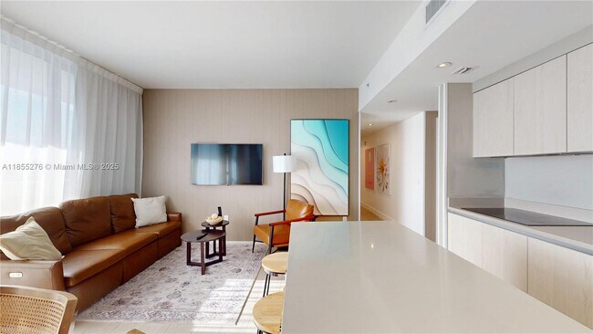 Building Photo - 4010 S Ocean Dr