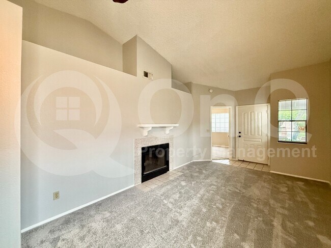 Building Photo - 170 E Guadalupe Rd